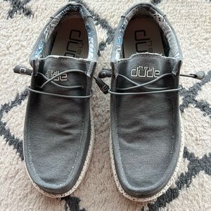 Hey Dude Wally Stretch